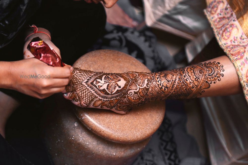 Photo From Mehndi - By Shish Photography