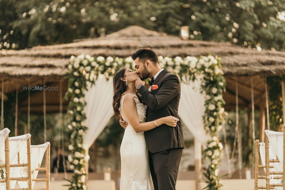 Photo From Couple Portraits - By Vogueshaire