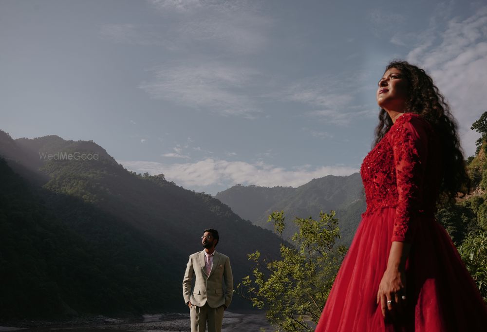 Photo From Mountain Weddings & Prewedding - By Vogueshaire