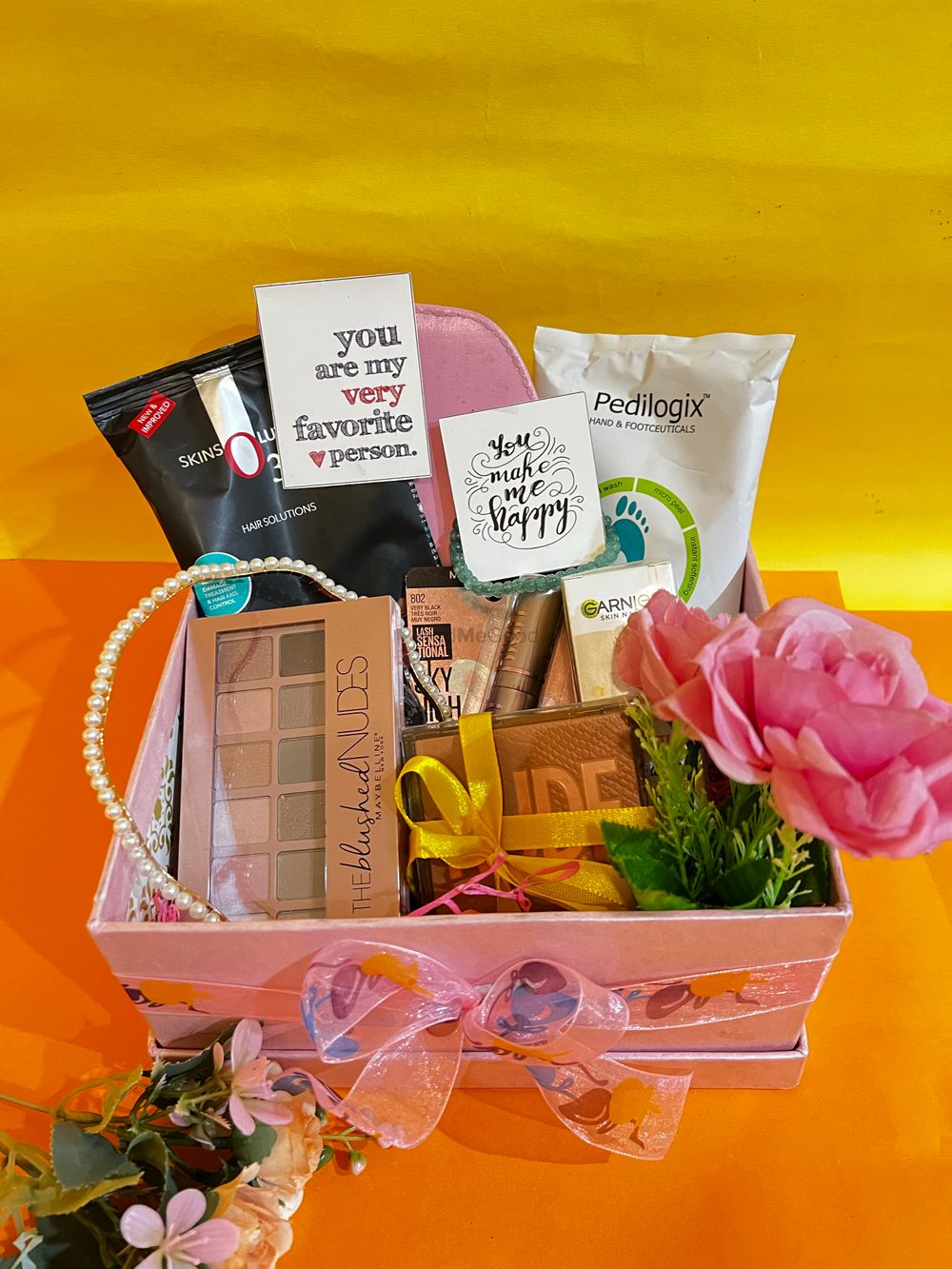 Photo From Customised hampers - By Pitaaradotcom