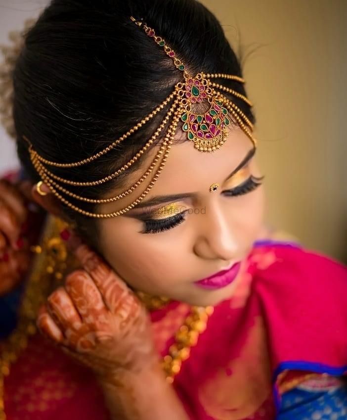 Photo From Bridal Makeup - By Makeup Stories by Seema Kulkarni