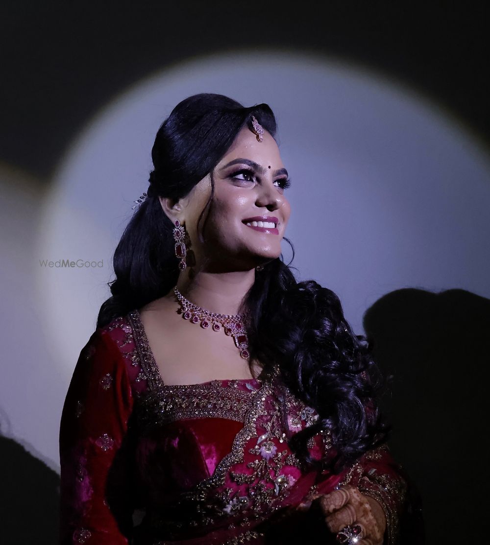 Photo From Bridal Makeup - By Makeup Stories by Seema Kulkarni