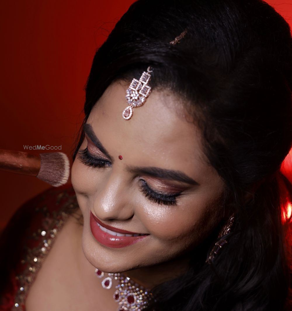 Photo From Bridal Makeup - By Makeup Stories by Seema Kulkarni