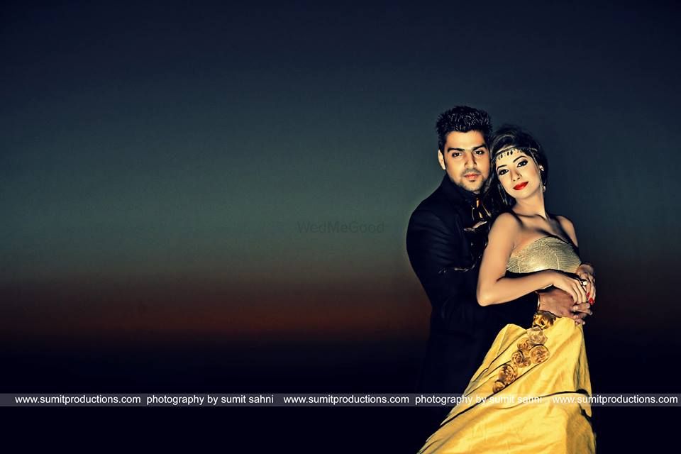 Photo From Dubai Pre-wedding - By Sumit Productions
