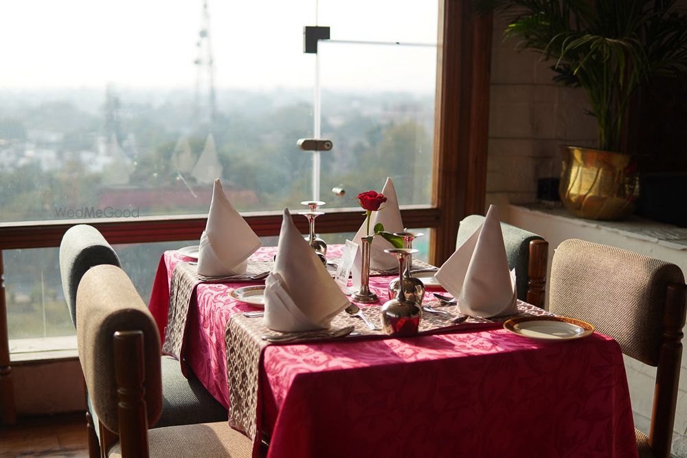 Photo From FALAKNUMA - By Hotel Clarks Avadh Lucknow