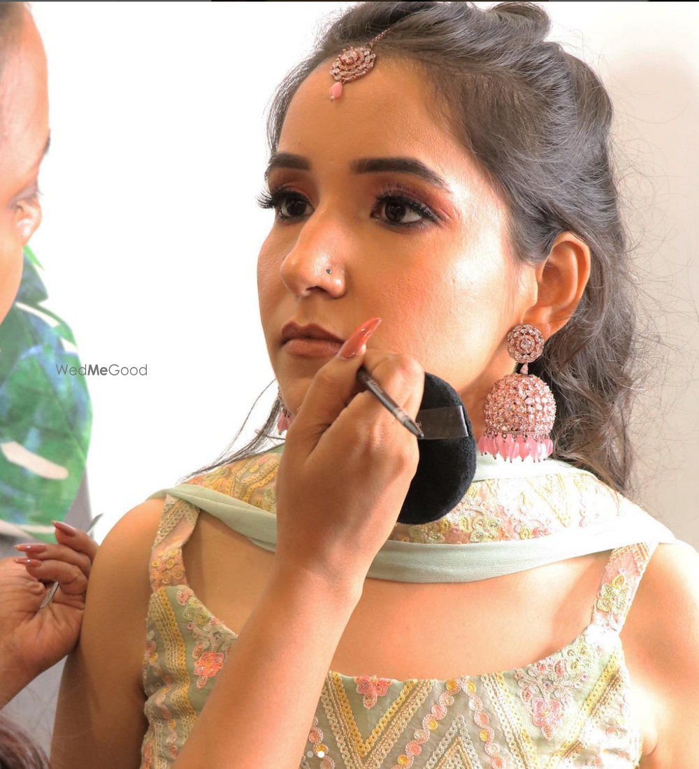 Photo From Ritika Roka Look - By Ruchika Das Makeover