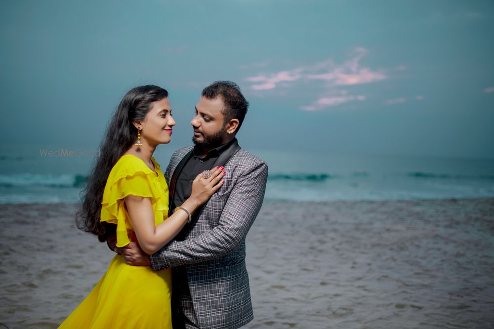 Photo From Pre Wedding Bliss! Honnavar Pre Wedding Outdoor - By Click Madi Visual Production & Events-Pre Wedding Photographer