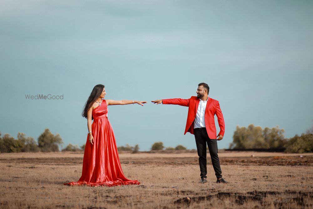 Photo From Pre Wedding Bliss! Honnavar Pre Wedding Outdoor - By Click Madi Visual Production & Events-Pre Wedding Photographer