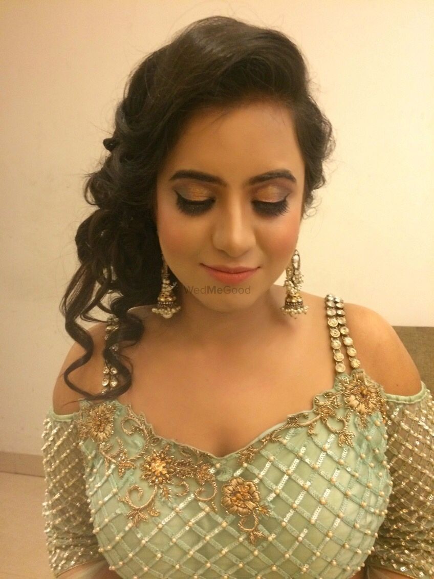 Photo From Anjali’s engagement  - By Makeovers by Niti