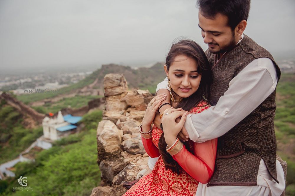 Photo From Bhushan-Madhavi | Pre-Wed - By Sandeep Gadhvi Photography