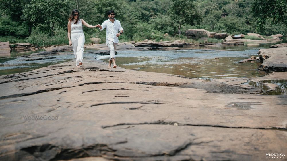 Photo From Banaras Pre wedding - By Weddings Clicker