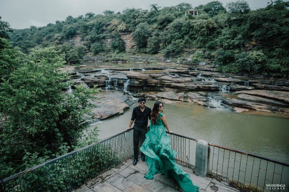 Photo From Banaras Pre wedding - By Weddings Clicker