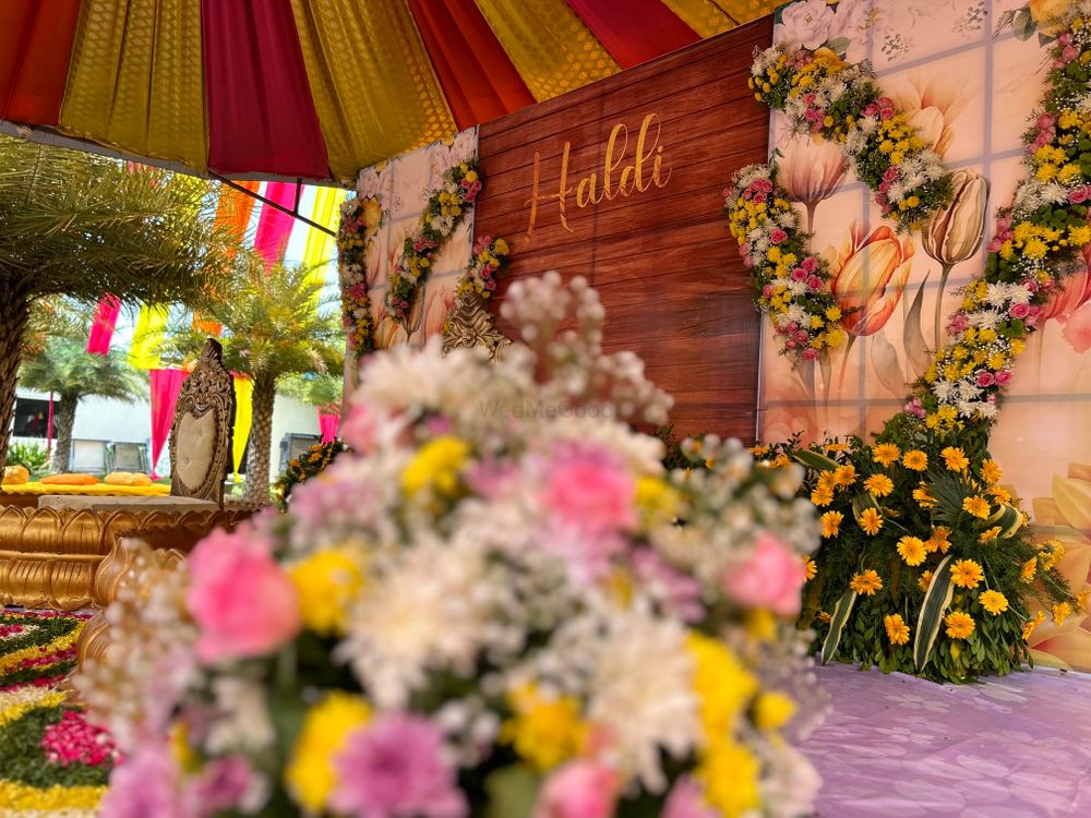 Photo From Haldi images - By Blossoms Flower Decorations