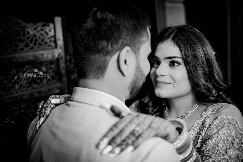 Photo From Engaged - By Swati Wedding Candid Photography