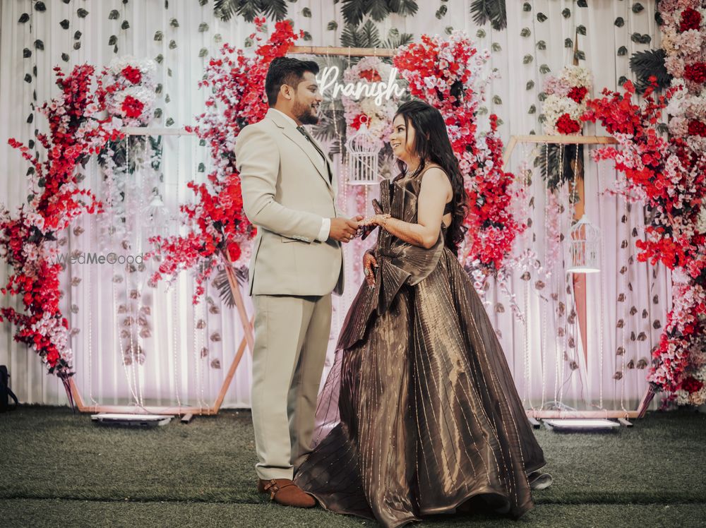 Photo From Engaged - By Swati Wedding Candid Photography