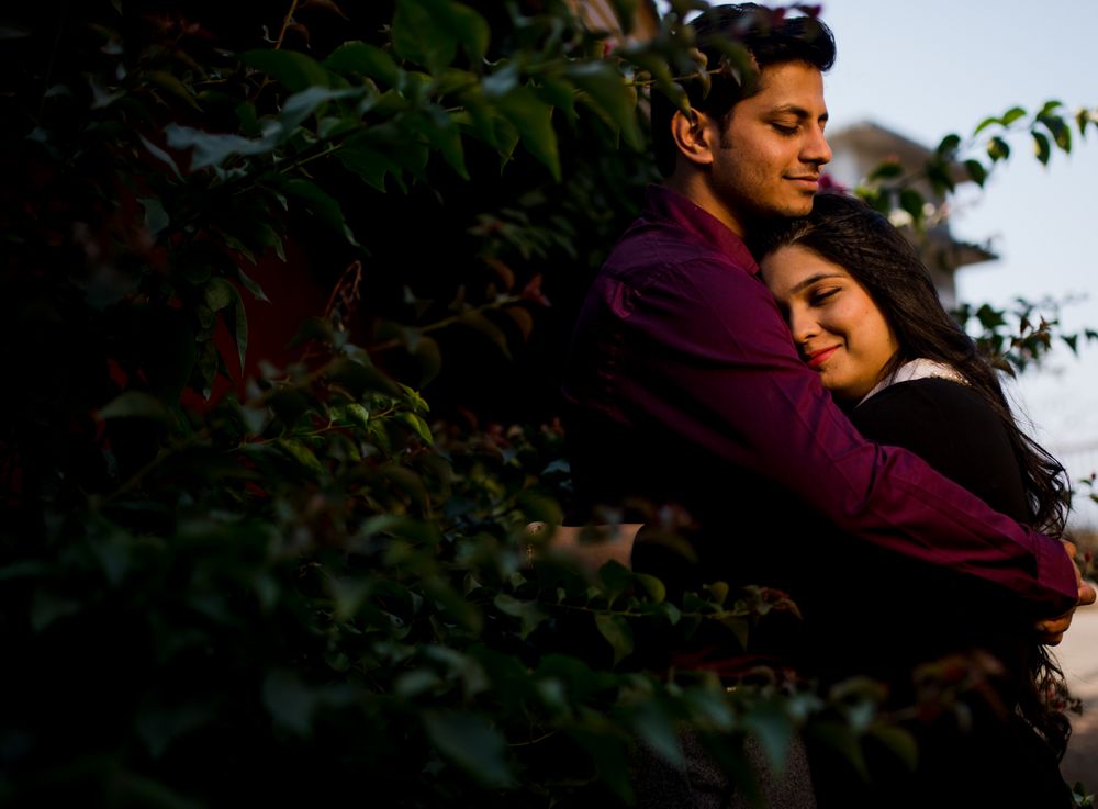 Photo From Meera + Aatman Pre Wedding - By Busy Bee Studio