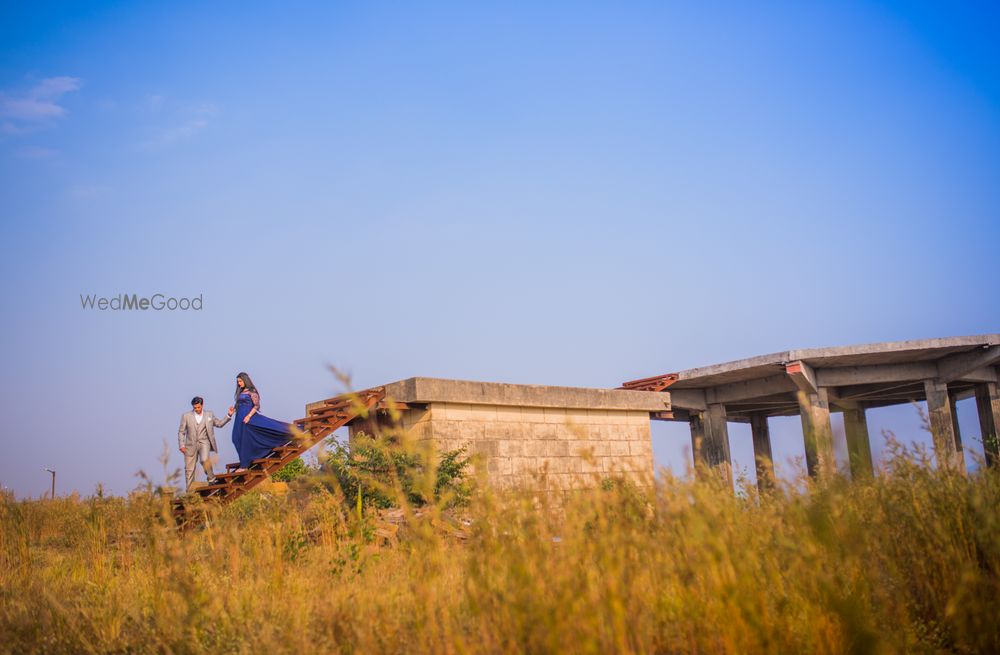 Photo From Meera + Aatman Pre Wedding - By Busy Bee Studio