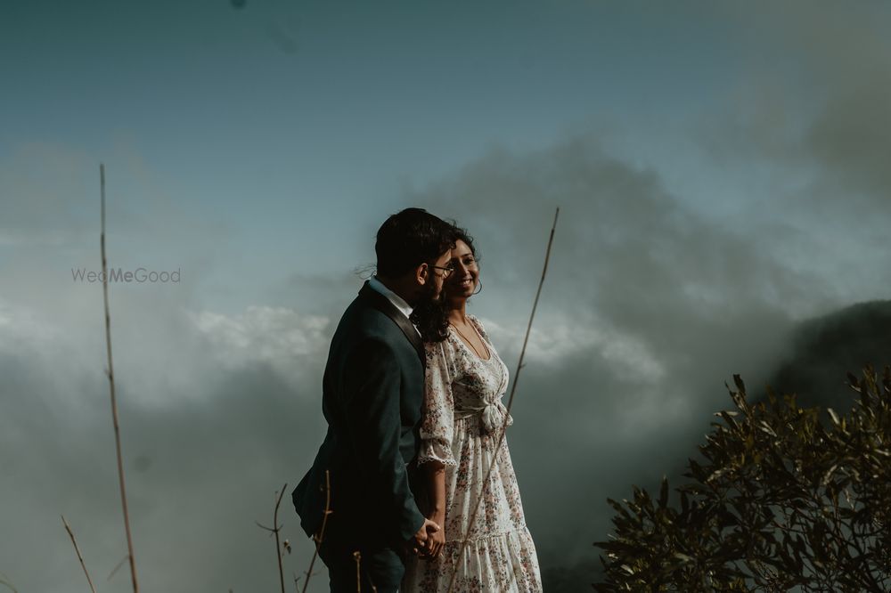 Photo From Meena Karthik Pre wedding - By The String Theories