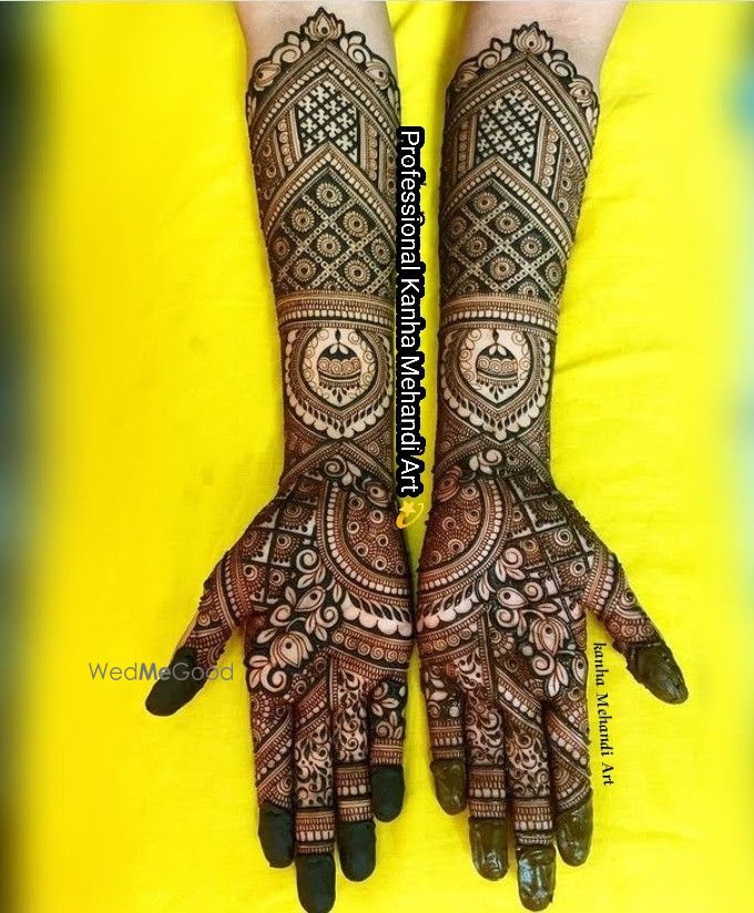 Photo From Ingagement Disign - By Professional Kanha Mehandi Art