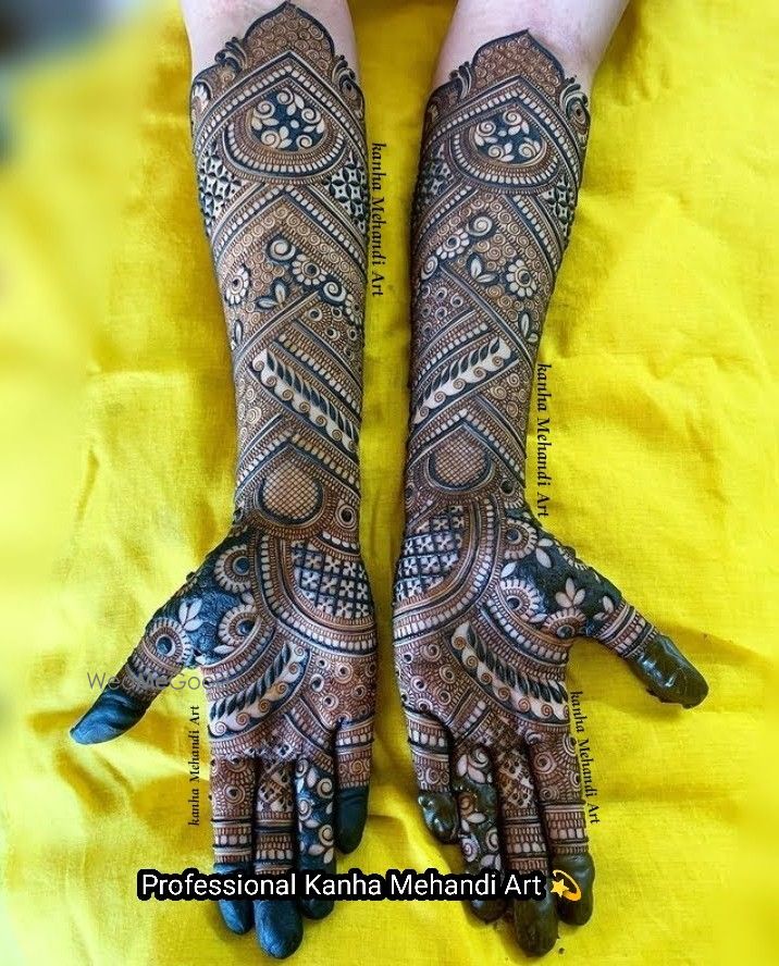 Photo From Ingagement Disign - By Professional Kanha Mehandi Art