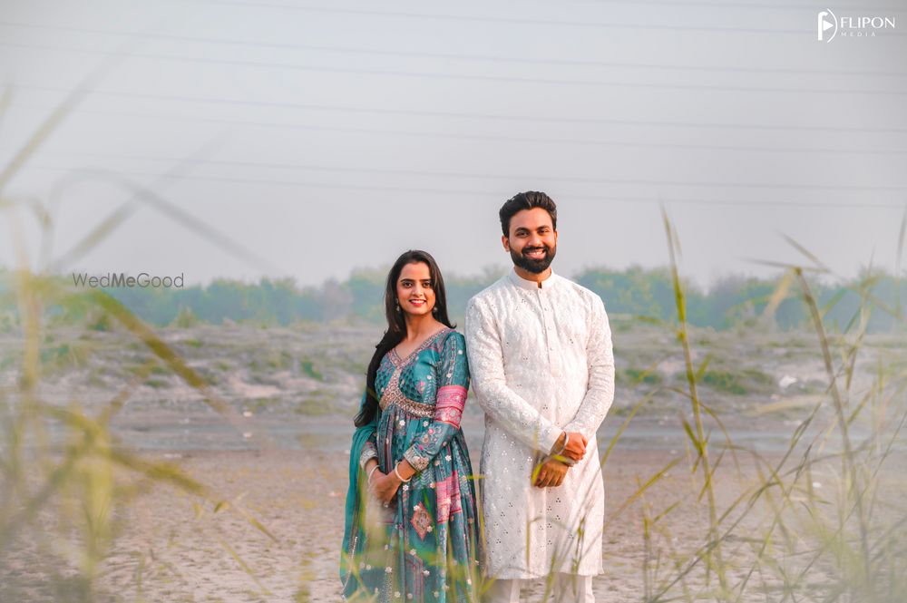 Photo From Ashutosh & Sonali Pre-Wedding Shoot - By FlipOn Media