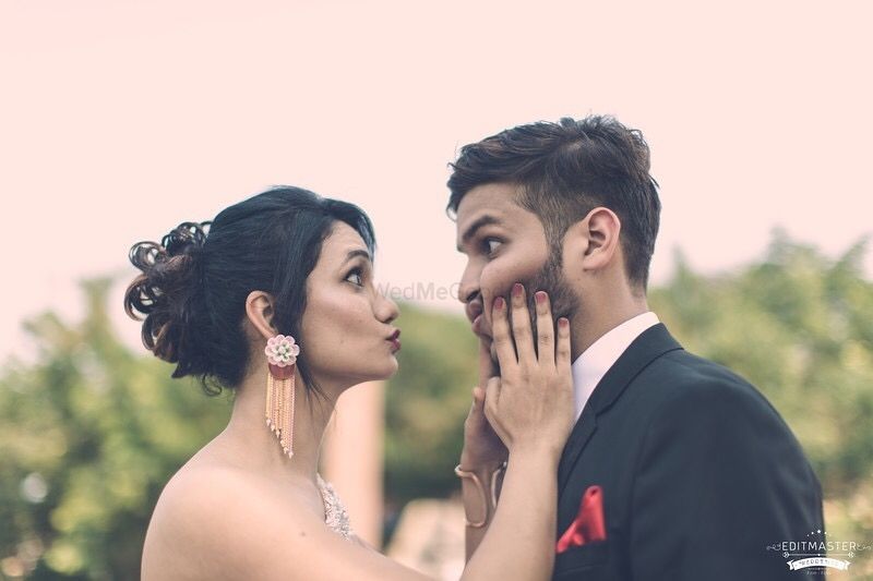 Photo From Bright Shades of Love- Mihir & Richi Pre Wedding Shoot - By Editmaster Studios