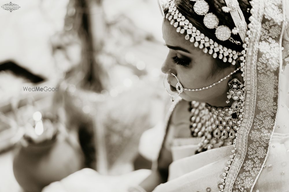 Photo From Bride Shivangi - By Alisha Makeovers 