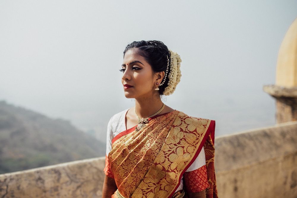Photo of Unique gold and red kanjeevaram saree with white blouse for the bride to be