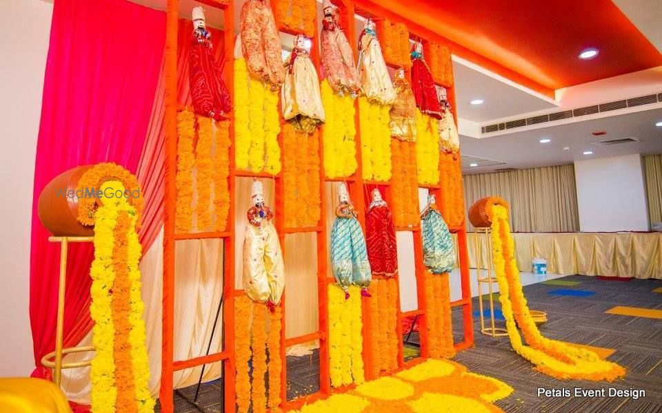 Photo From Mehndi Ceremony Decor - By Petals Event