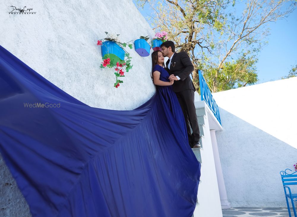 Photo From prewedding - By Deep Caps Photography