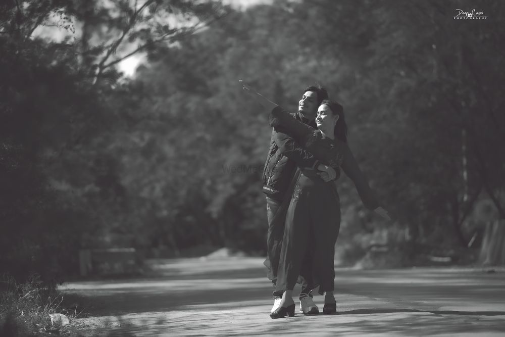 Photo From prewedding - By Deep Caps Photography