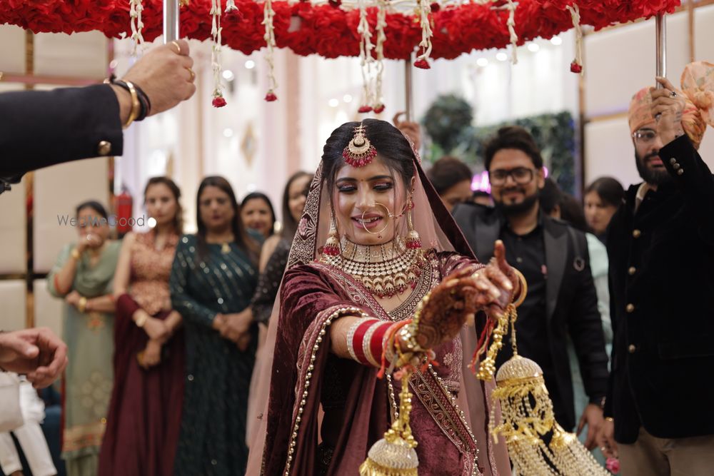 Photo From Bridal entry - By Harshita Mahajan