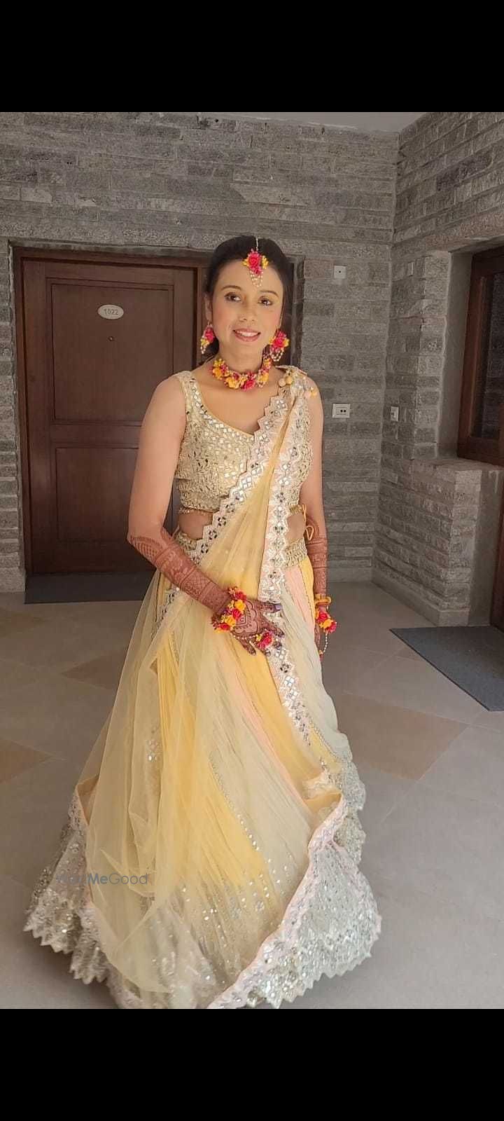 Photo From Haldi mehndi look - By Divya Singh Makeover