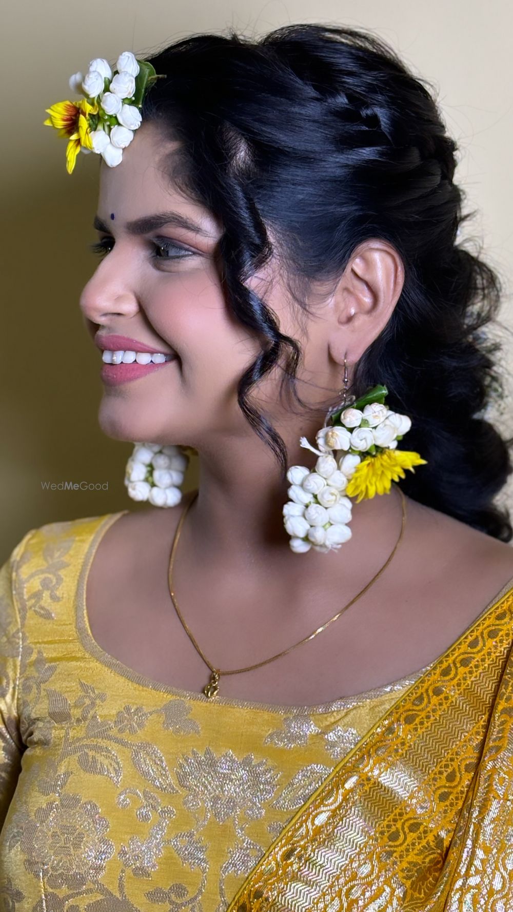 Photo From Haldi & Mehandi look  - By Bhumis Makeup Studio