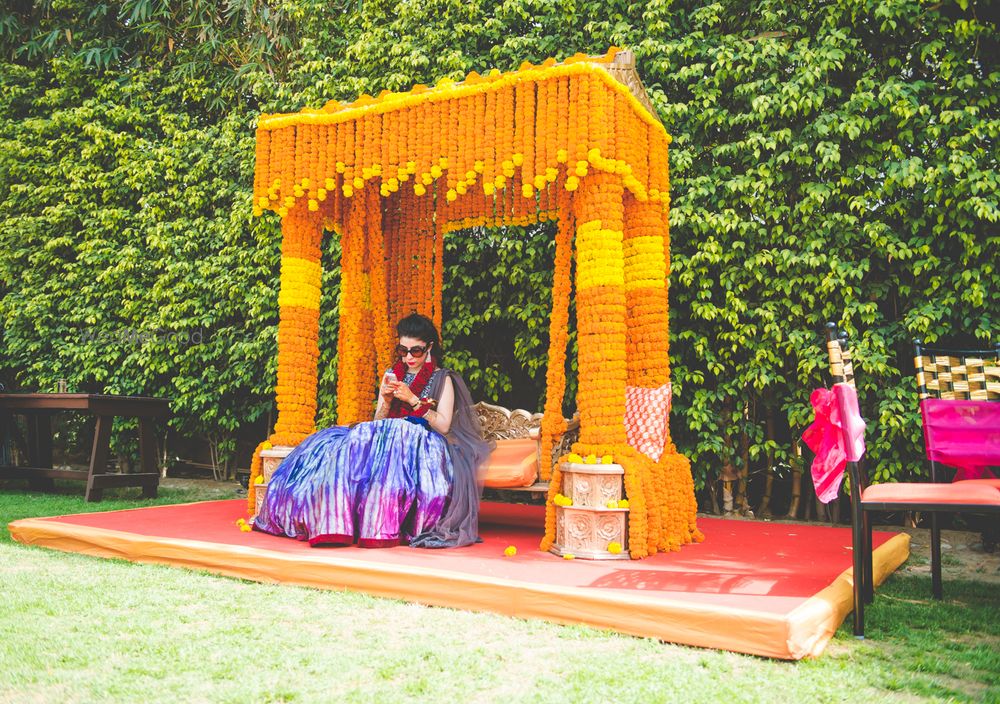 Photo of mehendi swings