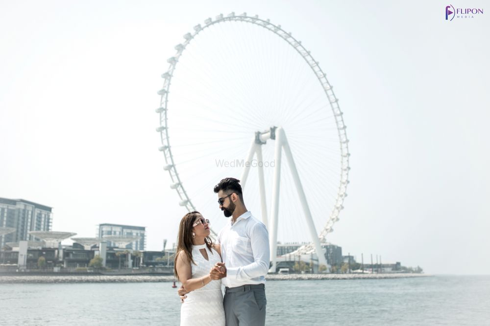 Photo From Akshay & Apoorva Pre-Wedding Shoot Dubai - By FlipOn Media - Pre Wedding Photography
