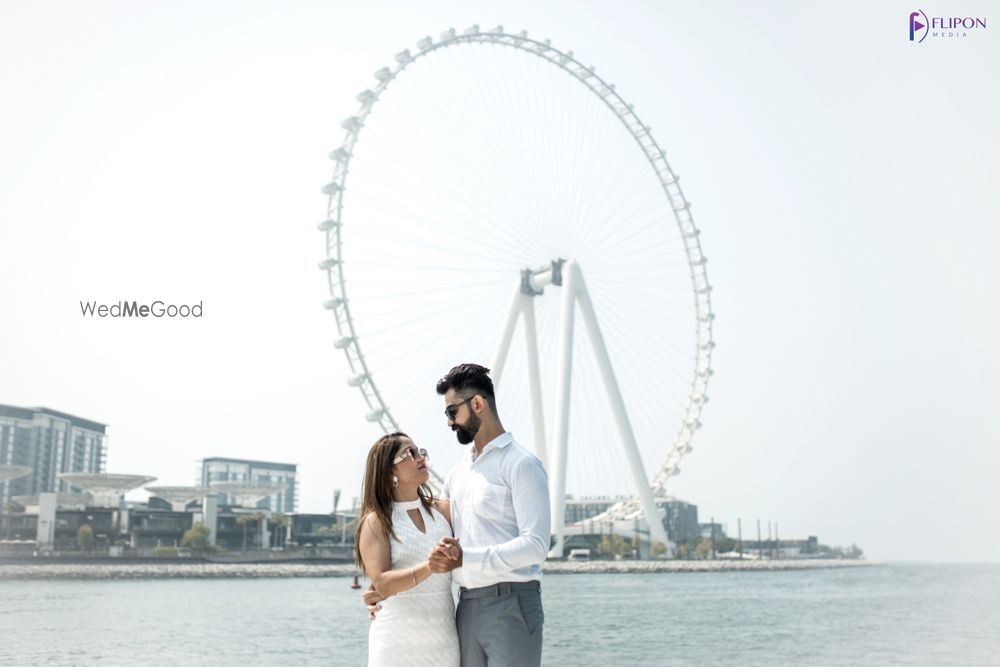 Photo From Akshay & Apoorva Pre-Wedding Shoot Dubai - By FlipOn Media - Pre Wedding Photography