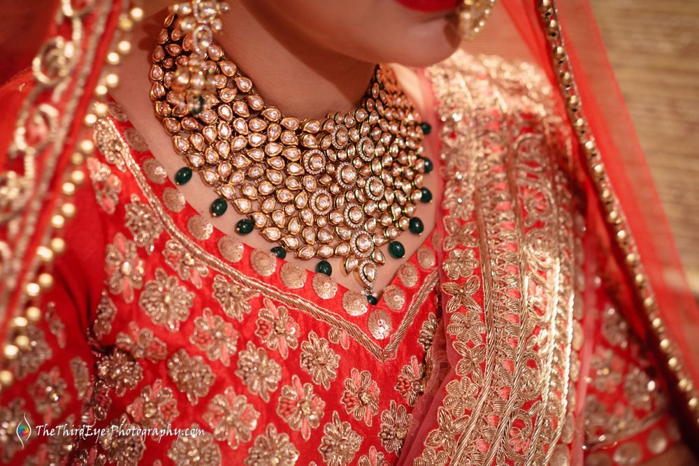 Photo of Bridal necklace with green beads
