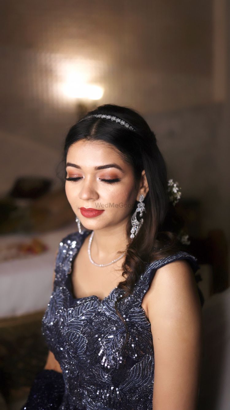 Photo From Sangeet Bride Dhrishti - By Aastha Makeup Artist