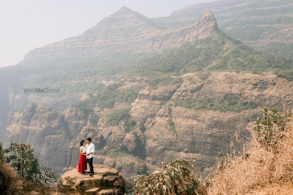 Photo From pre-wedding - By Pratik Tilekar Photography