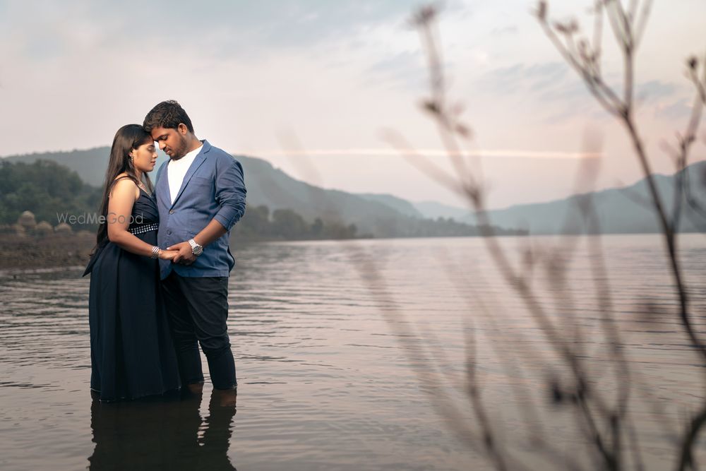 Photo From pre-wedding - By Pratik Tilekar Photography