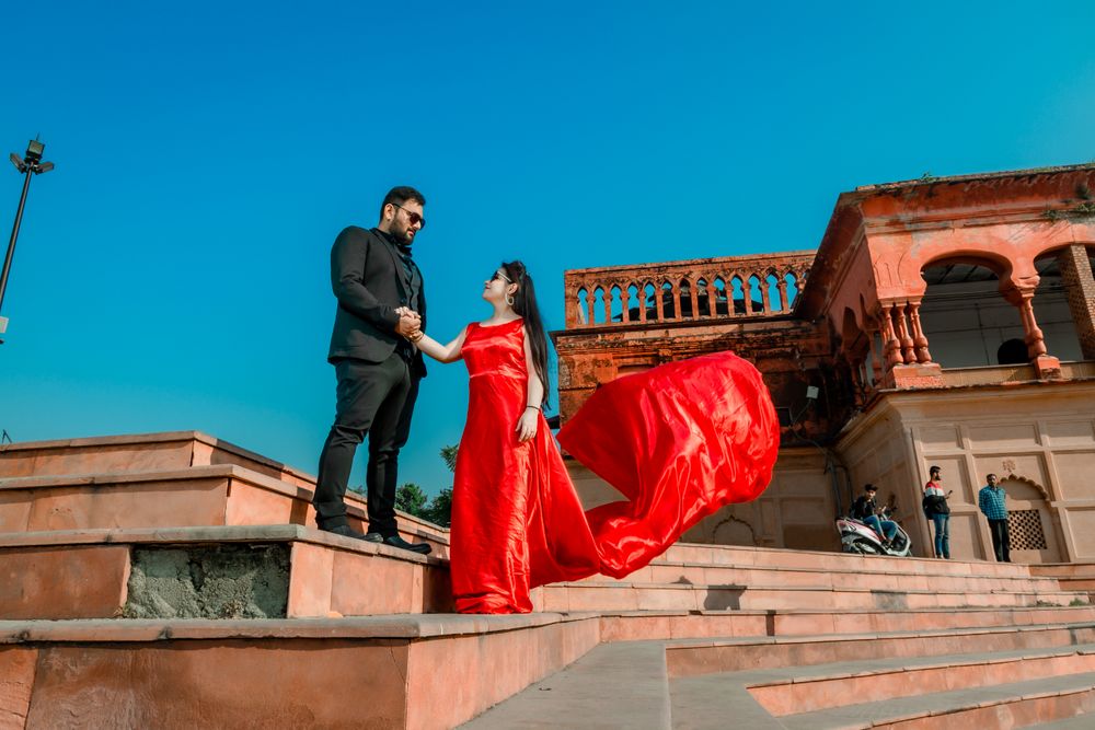 Photo From Pre Wedding - By The Artist Photography