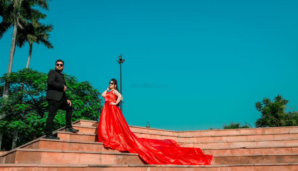 Photo From Pre Wedding - By The Artist Photography