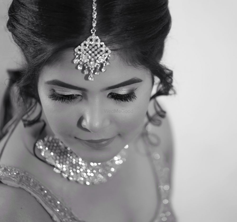 Photo From Engagement Bride - By Makeup Artist Vedangi