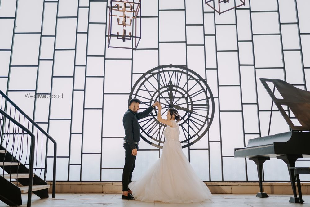 Photo From Pre Wedding - By Photodox