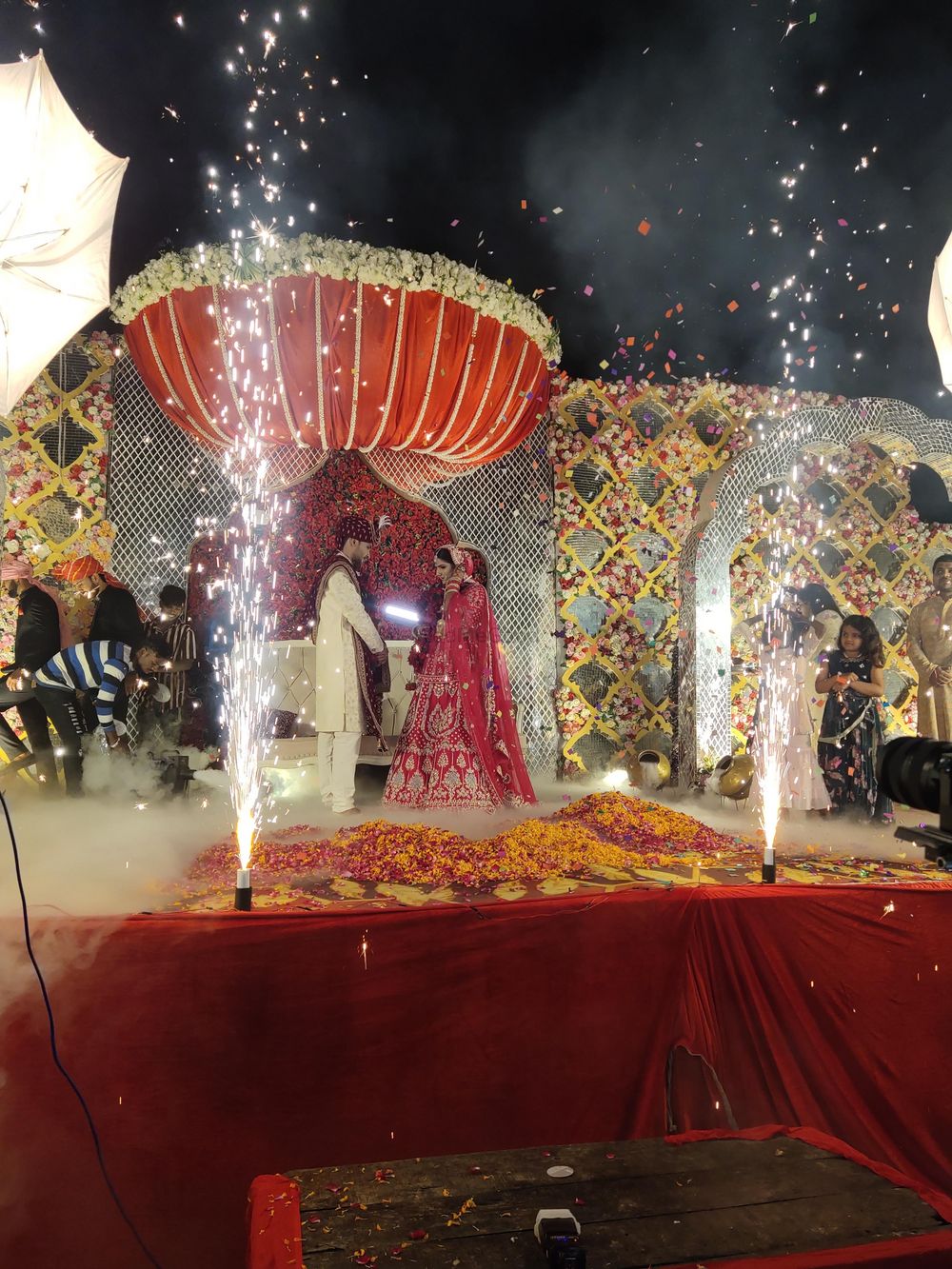 Photo From Jaimala Theme & Bride Groom Entry Setups - By Vansh Events