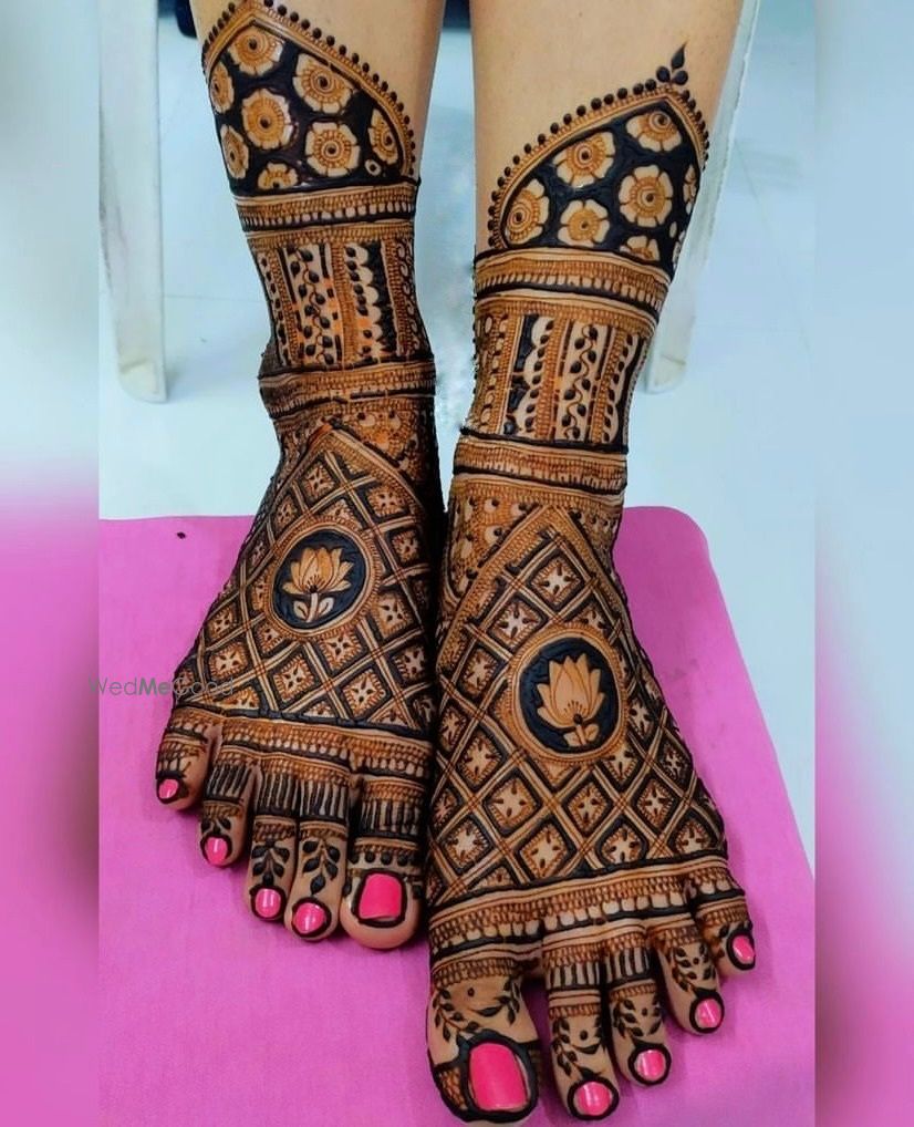 Photo From bridal mehandi legs design  - By Mehendi Artist Krishna