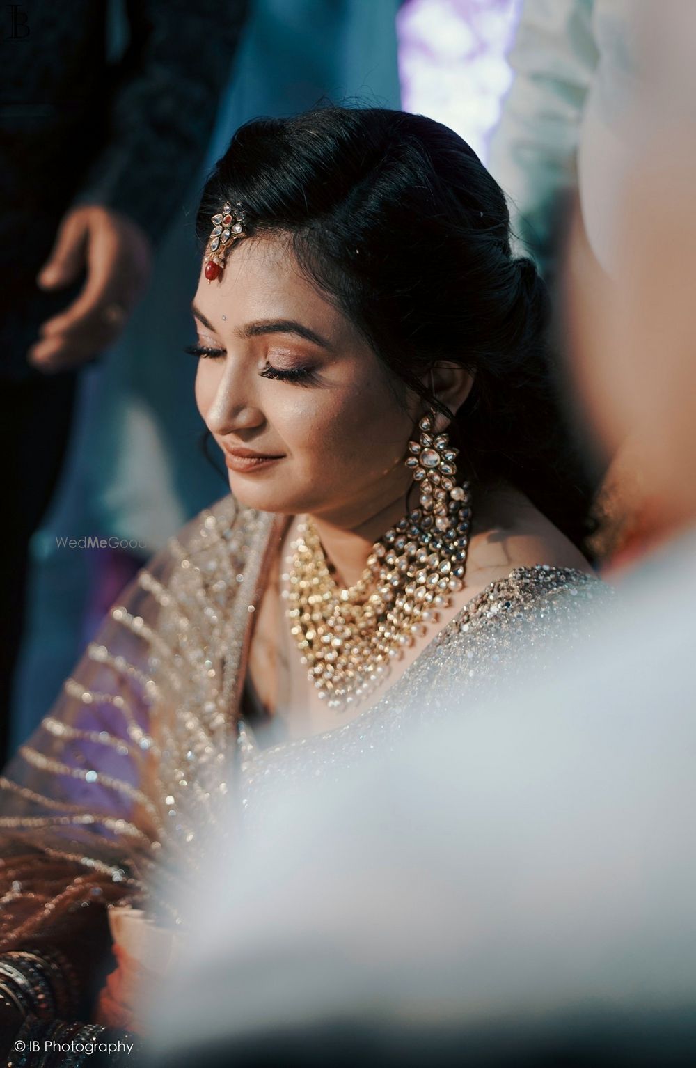 Photo From bride Isha - By Shruti Sharma Makeovers