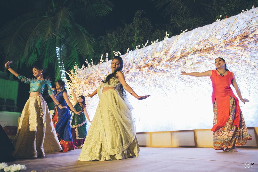 Photo From Rohit Weds Gayatri - Sangeet Choreography and Performance - By Ritika Choreography