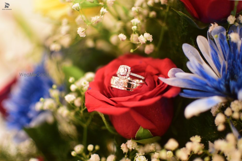 Photo From Deepa + Ashwin : Engagement - By Deepali Suryawanshi Photography